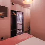 Hotell Hografic