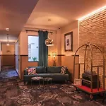 Hografic Hotell 2*