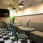 Hografic Hotell