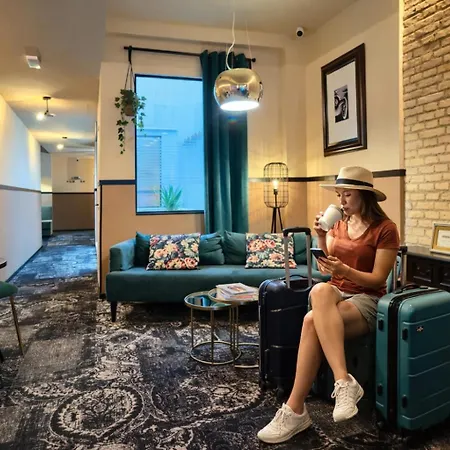 Hografic Hotell 2*