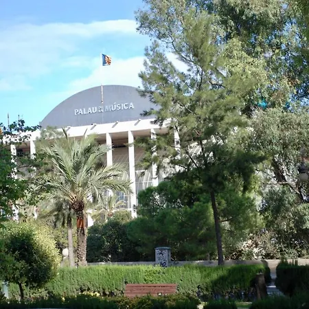 Hografic 2* فالنسيا