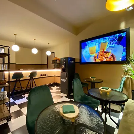 Otel Hografic 2*